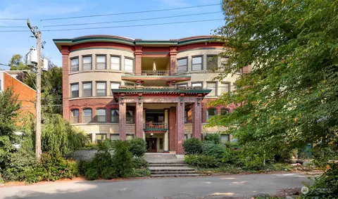 626 13th Ave E #R, Seattle, WA 98102