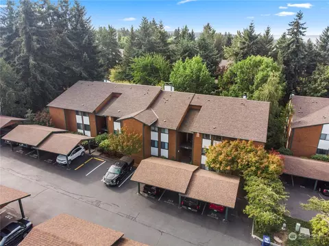 7318 N Skyview Ln #M302, Tacoma, WA 98406