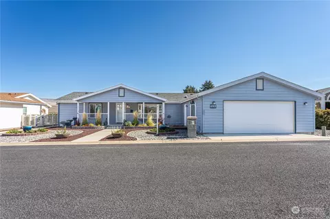 1223 Woods St, Wenatchee, WA 98801