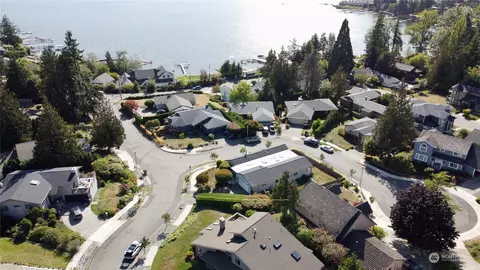 3001 Hayward Dr, Bellingham, WA 98226