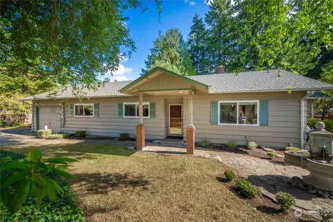 1313 Alameda Ave, Fircrest, WA 98466