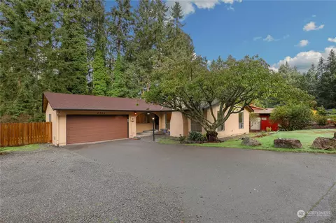 4702 89th Ave W, University Place, WA 98466