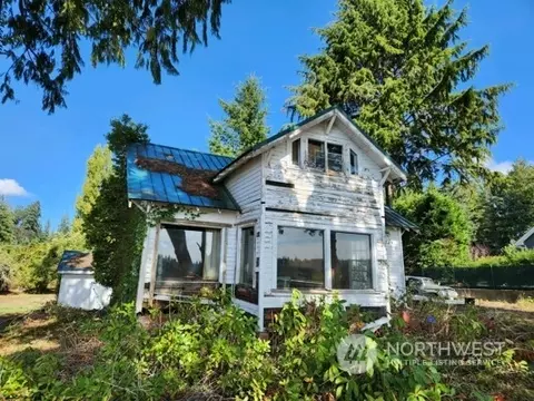 9312 186th Ave NW, Vaughn, WA 98394