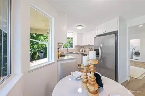 12302 107th Pl NE, Kirkland, WA 98034