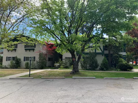 111 Whitman St #2C, Leavenworth, WA 98826