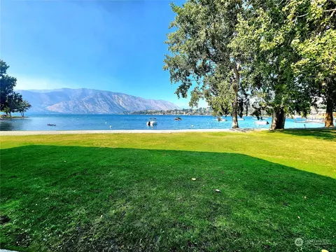 1 Beach 552-i, Manson, WA 98831