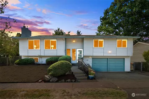 2647 Smithers Ave S, Renton, WA 98055