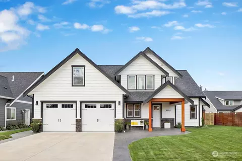 2221 Berryman Loop, Lynden, WA 98264