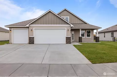 8510 Silver Mound Dr, Pasco, WA 99301