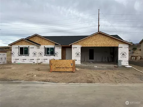 1959 N Mineral Pl, East Wenatchee, WA 98802