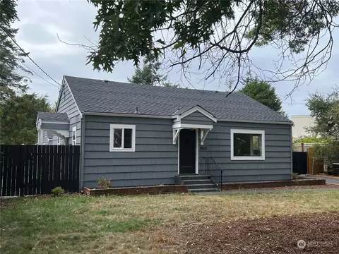 3003 Elizabeth St, Bellingham, WA 98225