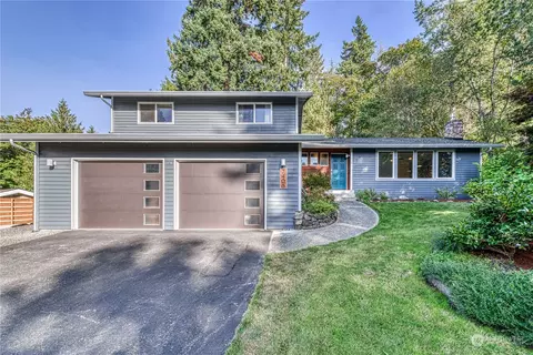 7406 Varsity Ln NE, Bremerton, WA 98311