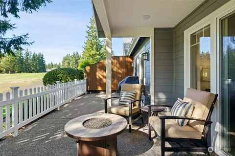 160 E Soderberg Rd #H24, Allyn, WA 98524