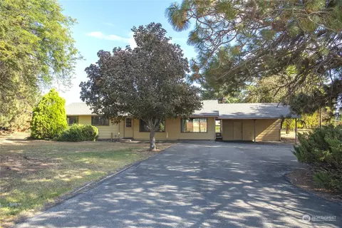 215 W Bender Rd, Ellensburg, WA 98926