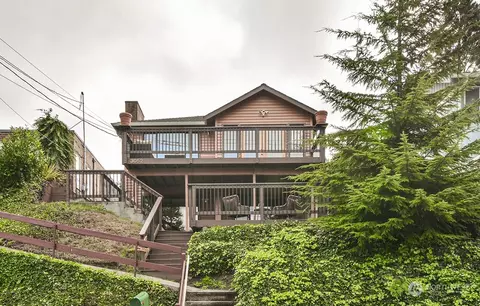 3052 Garlough Ave SW, Seattle, WA 98116