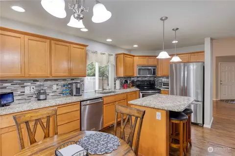 19008 205th St E, Orting, WA 98360 photo 8