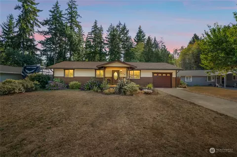 3770 Westland Ct SE, Port Orchard, WA 98366