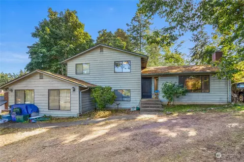 1213 Patriot Way, Oak Harbor, WA 98277
