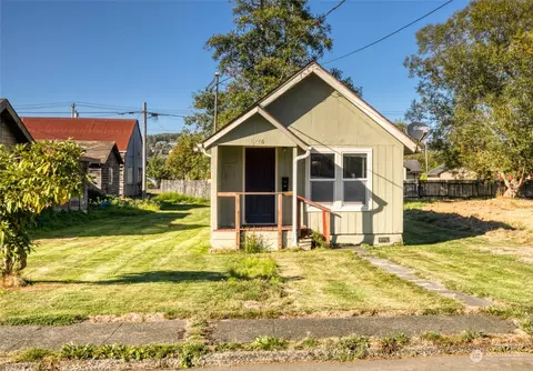 1716 W Market St, Aberdeen, WA 98520
