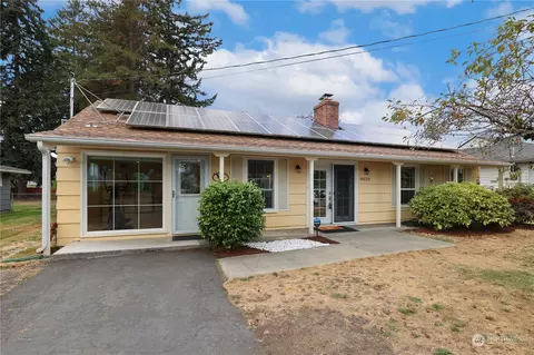 9020 Maple Ave SW, Lakewood, WA 98499