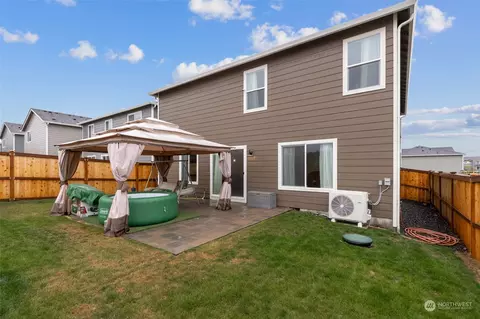 15057 Iverson Loop SE, Yelm, WA 98597