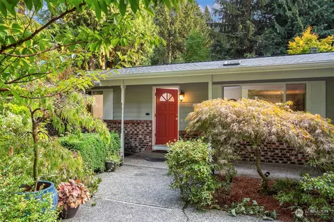 15101 NE 195th St, Woodinville, WA 98072