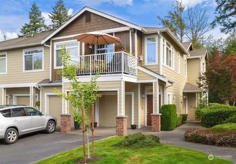 731 241st Ln SE #N4, Sammamish, WA 98074