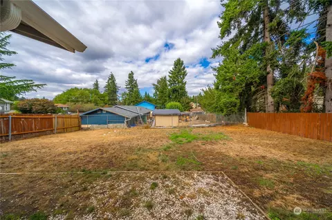 16809 10th Ave E, Spanaway, WA 98387 photo 24