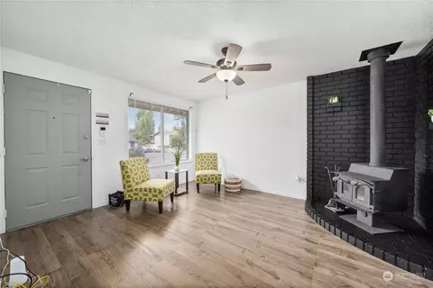 16809 10th Ave E, Spanaway, WA 98387 photo 9