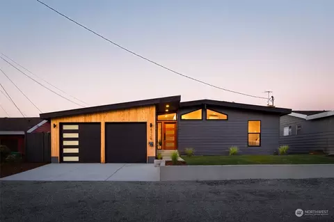 8128 7th Ave SW, Seattle, WA 98106