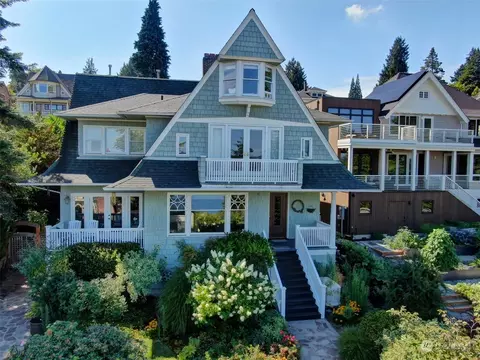 1627 40th Ave, Seattle, WA 98122