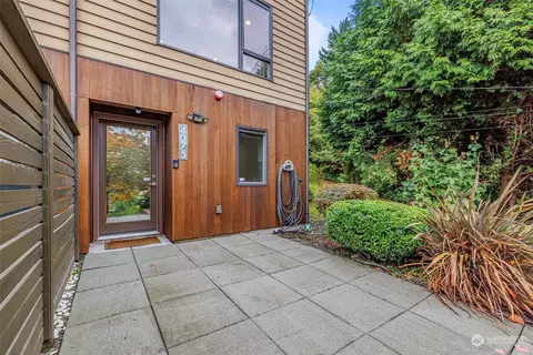 4075 Letitia Ave S, Seattle, WA 98118