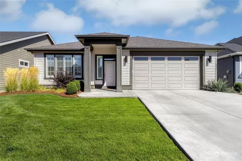 633 SE Whimbrel Loop, College Place, WA 99324