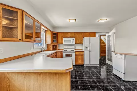 2140 Holcomb Loop Rd, Kelso, WA 98626 photo 15