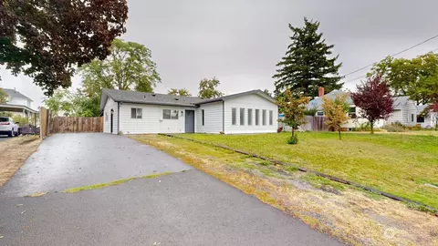 1215 Boyer Ave, Walla Walla, WA 99362
