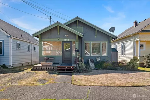 242 Karr Ave, Hoquiam, WA 98550