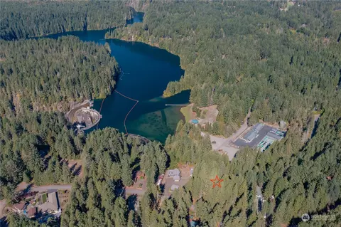 340 N Kokanee Ridge Dr, Hoodsport, WA 98548