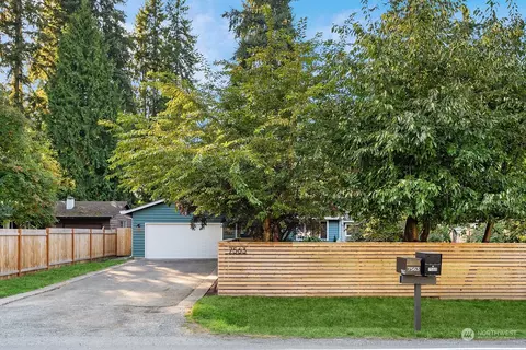 7563 124th Ave NE, Kirkland, WA 98033