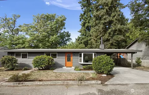 11627 13th Ave SW, Burien, WA 98146