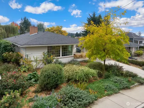 730 Dayton St, Edmonds, WA 98020