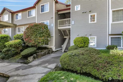 13306 SE 272nd St #F103, Kent, WA 98042