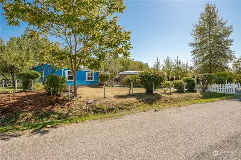 4957 Highland Dr, Blaine, WA 98230