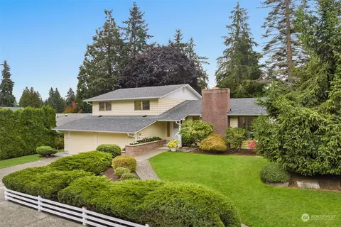 6304 183rd Pl SW, Lynnwood, WA 98037