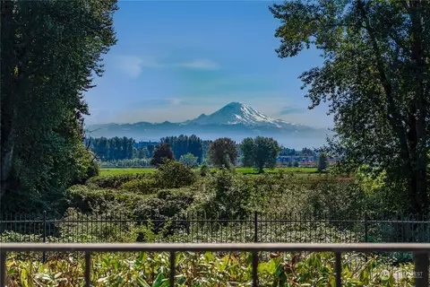 1872 Central Pl S #H82, Kent, WA 98030
