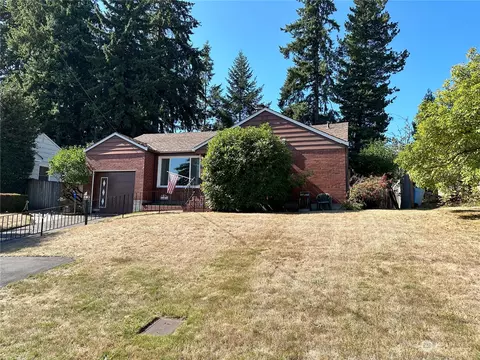 12033 3rd Ave NE, Seattle, WA 98125