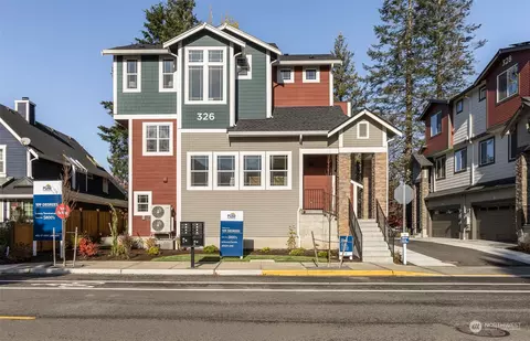 326 E Park St #F1, North Bend, WA 98045