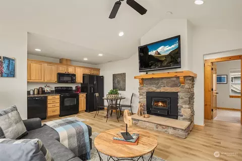 210 Clearwater Loop #1, Ronald, WA 98940 photo 3