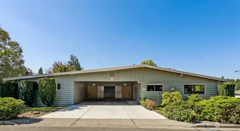 14717 59th Ave S, Tukwila, WA 98168
