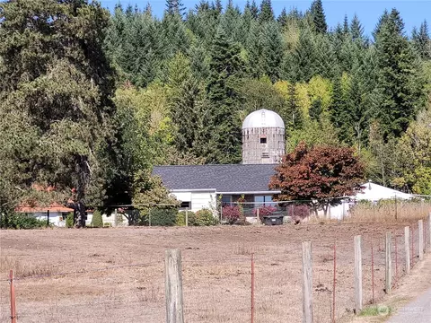 405 W Carson St, Centralia, WA 98531