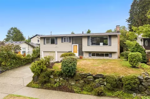 9739 Wallingford Ave N, Seattle, WA 98103
